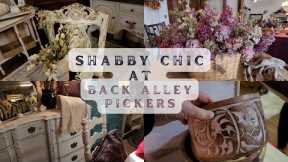 The BEST of SHABBY CHIC at Back Alley Pickers! #shopping #decor #vintage