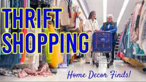 Goodwill Holiday Home Decor Haul - Thrift Shopping - Christmas Decorating #youtube #trending #style
