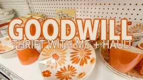 A FEW THINGS FOR ME! Goodwill Thrift with me + Haul! ~THRIFT HAUL ~HOME DECOR HAUL ~THRIFTING