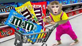 Baby Monkey KiKi go shopping M&M candy and meet Garten of Banban at supermarket | KUDO ANIMAL KIKI