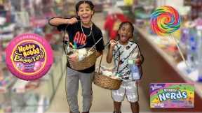 FamousTubeKIDS Candy Store Shopping Spree!
