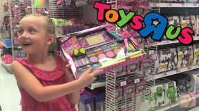 Giant Surprise Egg 1 - Barbie, Monster High, Peppa Pig, and Play Doh - Toys R Us Shopping Spree
