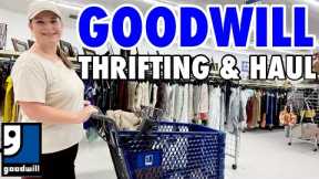 Seen it from 3 aisles away! Goodwill Thrift Store Shopping• Thrift Store Finds•Thrift with Me & Haul