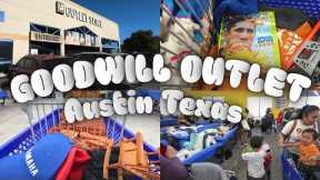 Goodwill Outlet The BEST Thrift Store In America! Austin Texas Thrift Shopping at Goodwill!