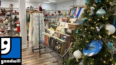GOODWILL CHRISTMAS DECORATIONS HOME DECOR KITCHENWARE SHOP WITH ME SHOPPING STORE WALK THROUGH