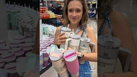 THE 10 SECOND STANLEY CUP SHOPPING CHALLENGE 🤑! #shorts