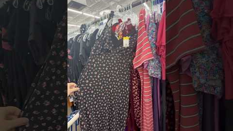 #goodwill #thriftstoreshopping #shopwithme #thriftstorefinds #thrift #goodwillthriftstore #thrifter