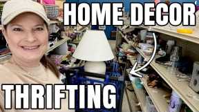 Goodwill Thrift With Me | Valentine’s Home Decor Finds 💗